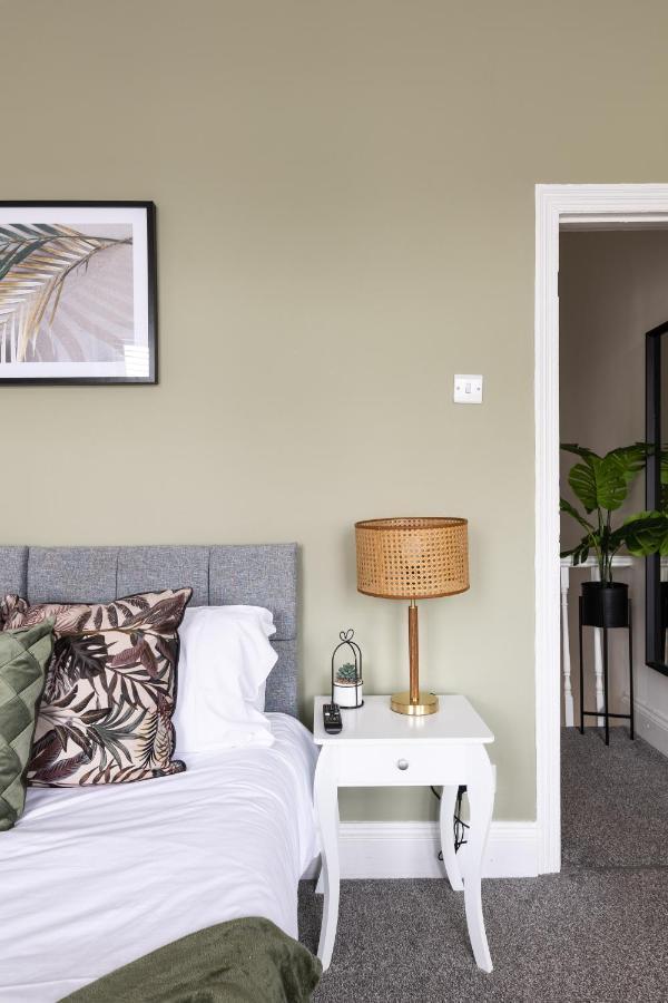 Levi Suite By Koya Homes - 3-Bedroom Home, Downtown Cardiff, Free Parking Ngoại thất bức ảnh